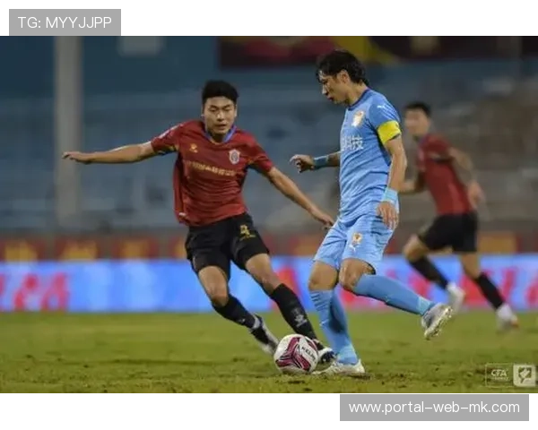 中场直塞传球比例降5%，球队优先选择边路推进